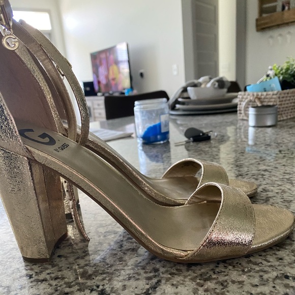 Gold Guess Strapy Block Heel - Picture 3 of 5